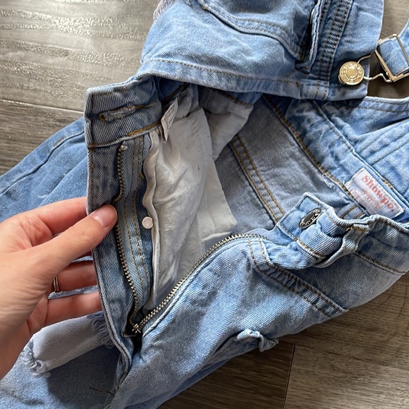 Showpo Jean overall skirt - Picture 4 of 6